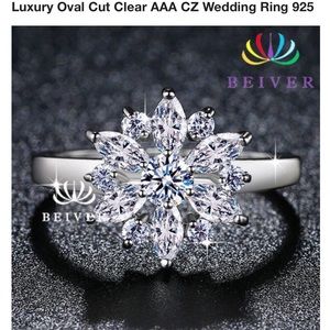 New Sterling silver snowflake ring